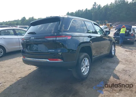 2025 Jeep Grand Cherokee Laredo X 4X4 z USA, uszkodzony, nr VIN 1C4RJHAG1SC271987